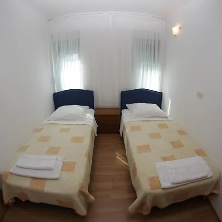 Simic Apartment *