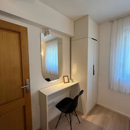 Simic Apartment