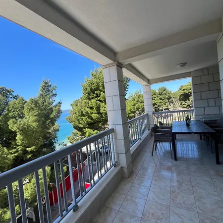 Simic Apartment