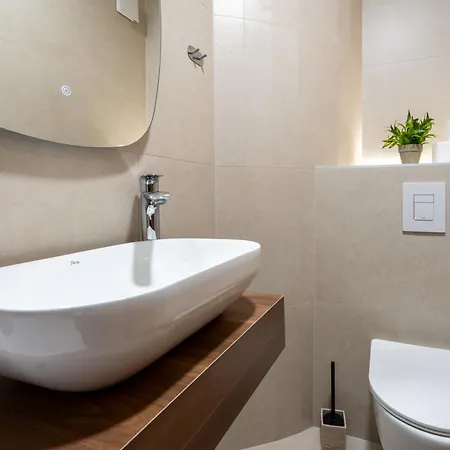 Simic マカルスカ