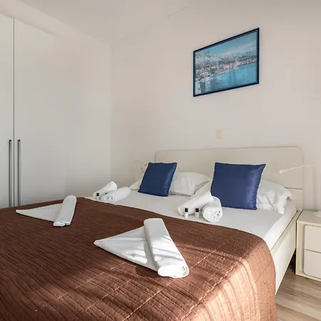 Simic マカルスカ