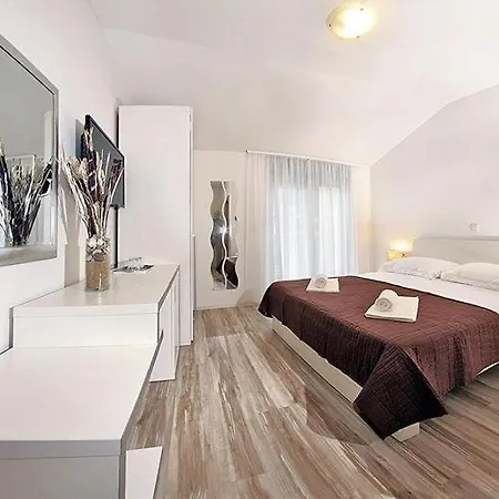 Simic Apartman Makarska
